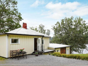 5 person holiday home in BULLAREN in Tänum